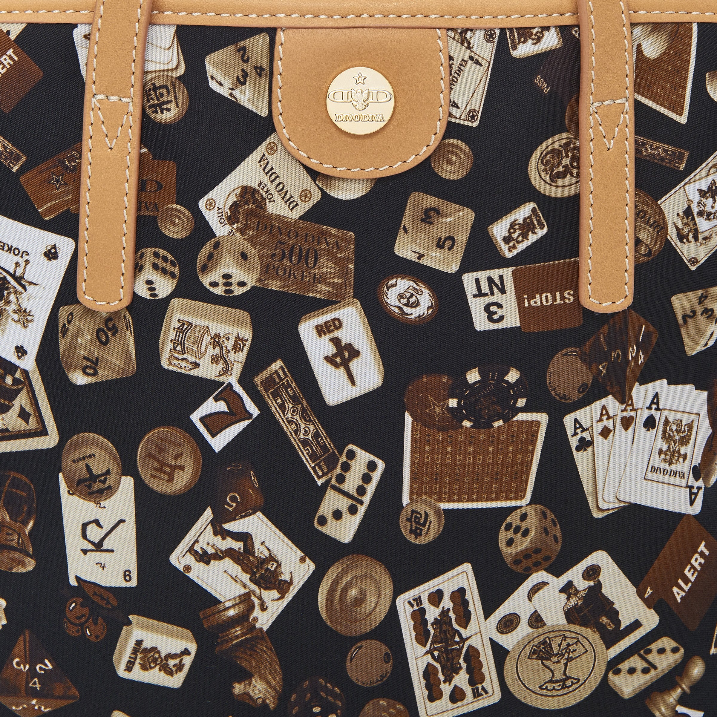 Niagara Borsa small shopping bag with nylon shoulder strap with Classic Gambling design Brown/Biscuit