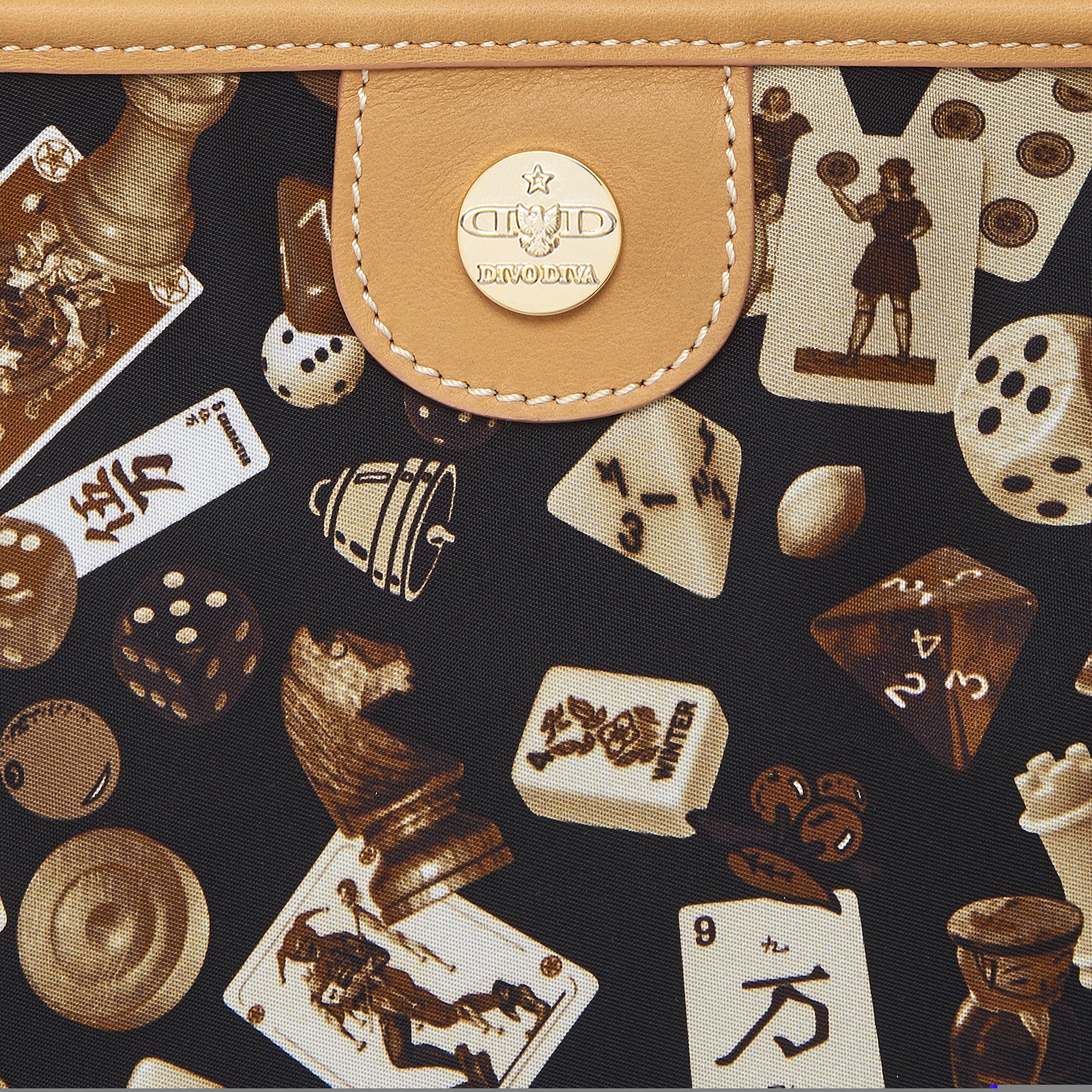 Antibes Borsa shopping piccola con zip e catene in Nylon con Disegno Gambling Classic Marrone/Biscotto